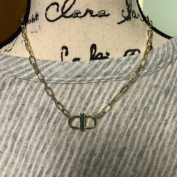 Necklace - Picture 1 of 4